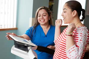 Bariatrics_women_celebrating300x200
